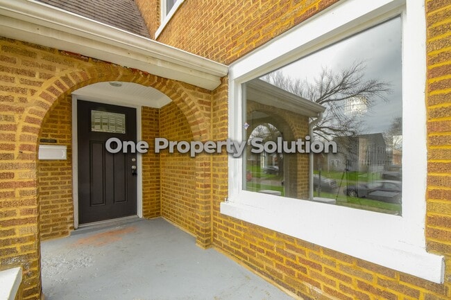 Photo - 3612 Van Buren St