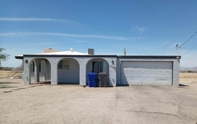 Building Photo - 2373 Oahu Ln