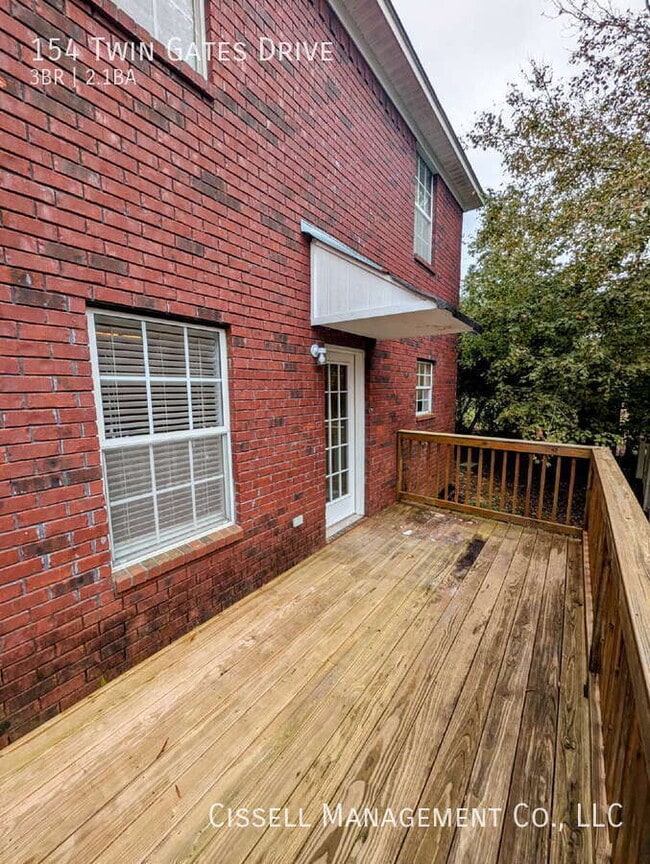 Photo - 154 Twin Gates Drive