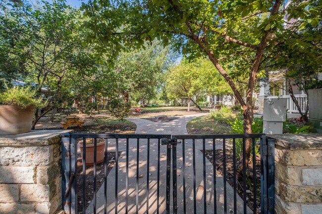 Photo - 4112 Scales St Casa