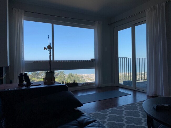 Photo - 524 Monterey Rd