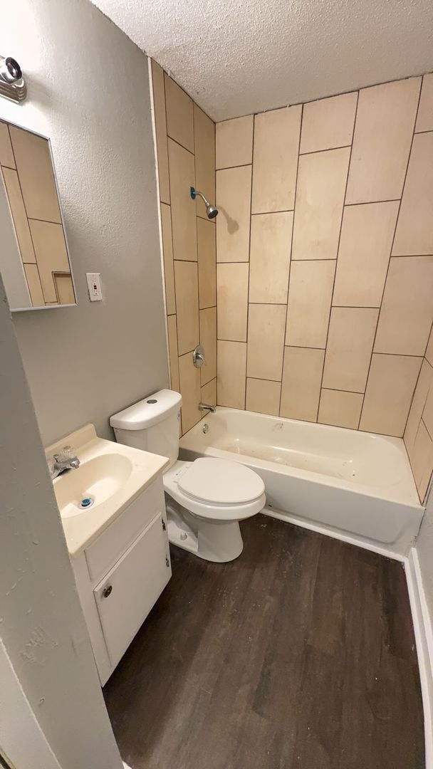 Photo - Spacious 4 bedroom 2 bath home - Open To Section 8