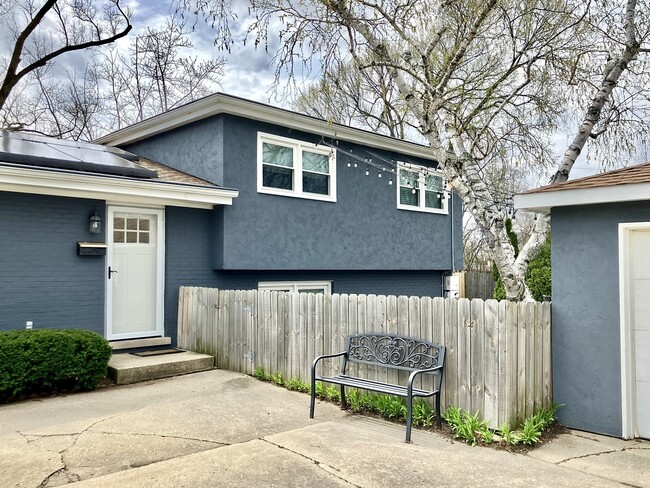 Photo - 1230 Greenwood Ct