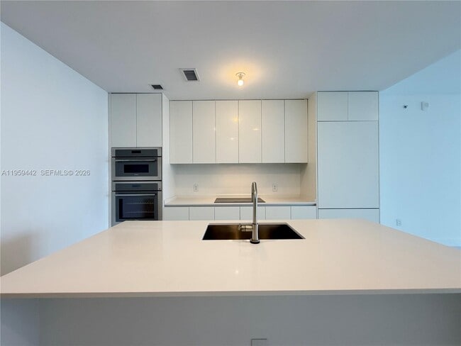 Photo - 700 NE 24th St Unit 3503