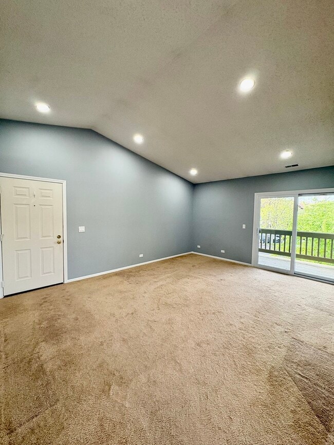 Photo - 319 Deer Glen Way Unit 2C