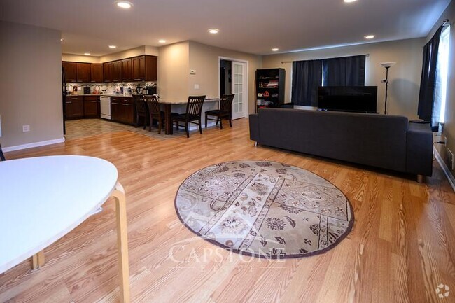Building Photo - 1 bedroom in Newark NJ 07103 Rental