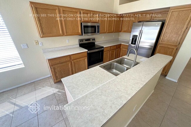 Photo - 775 S Lanus Dr