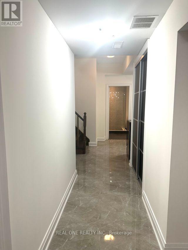 Photo - 58 Rakewood Crescent