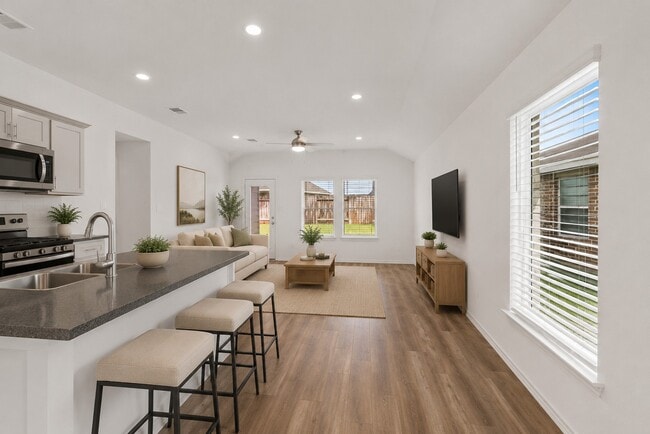 Photo - 5306 Evergreen Heights Ln