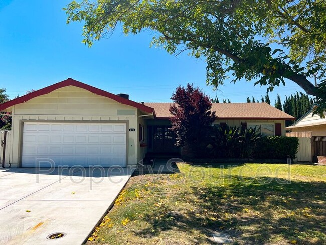 Building Photo - 320 E Granada Way Rental