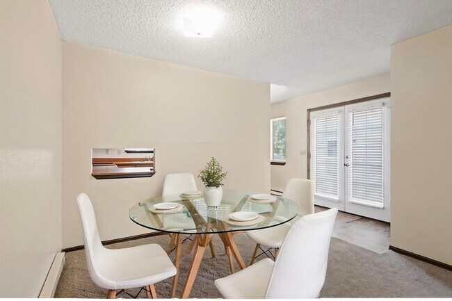 Photo - 2807 W Uintah St