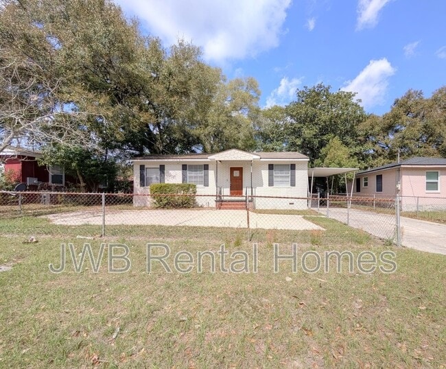 Photo - 1147 Maynard St