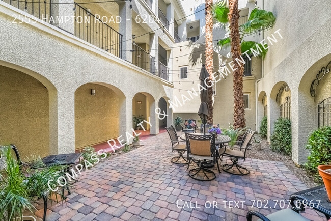 Building Photo - 2555 Hampton Rd Unit 6204