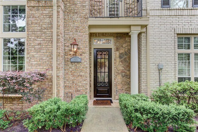 Photo - 1045 Memorial Village Dr Condo