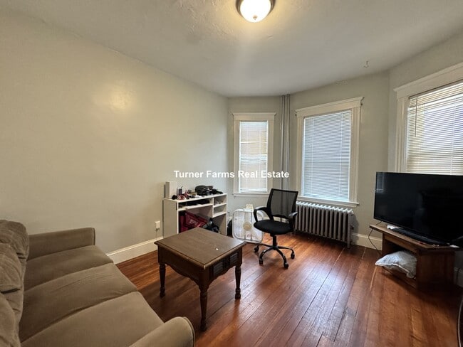 Photo - 15 Cawfield St Unit 1