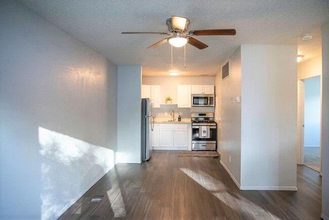 Photo - Westridge Apartments