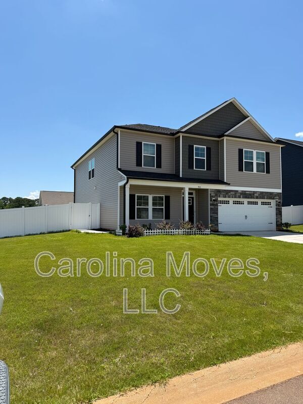 Photo - 903 Gibbons St