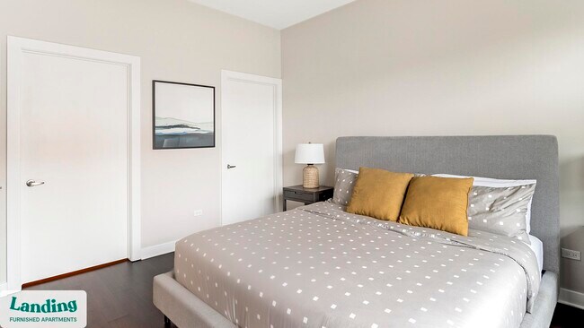 1222 W Madison St Unit 302