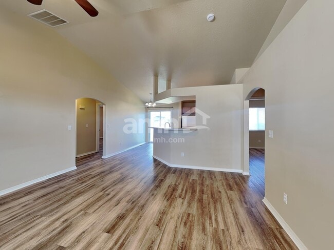 Photo - 12556 W Lewisburg Dr