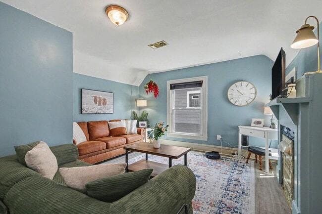 Photo - 514 Glenwood Ave SE Unit 514 Glenwood Gem