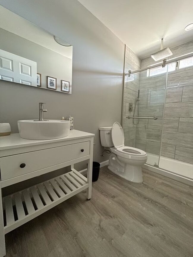 Photo - 1600 N Sierra View St Unidad 1600 N Sierra View St #A