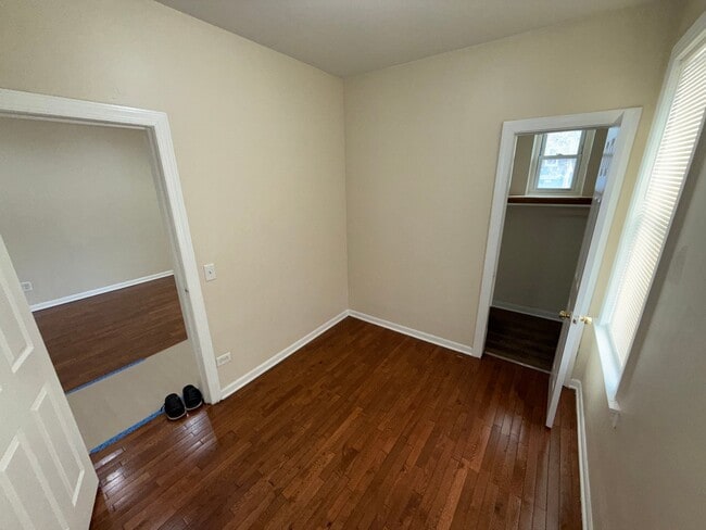 Photo - 7423 S St Lawrence Ave