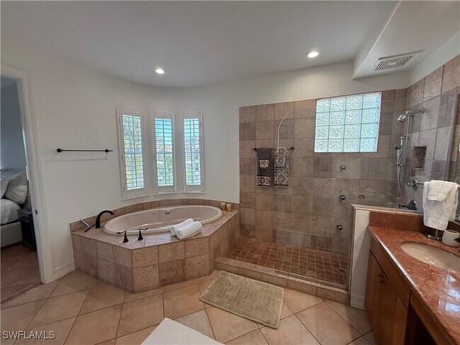 Photo - 2659 Bolero Dr Unit 3