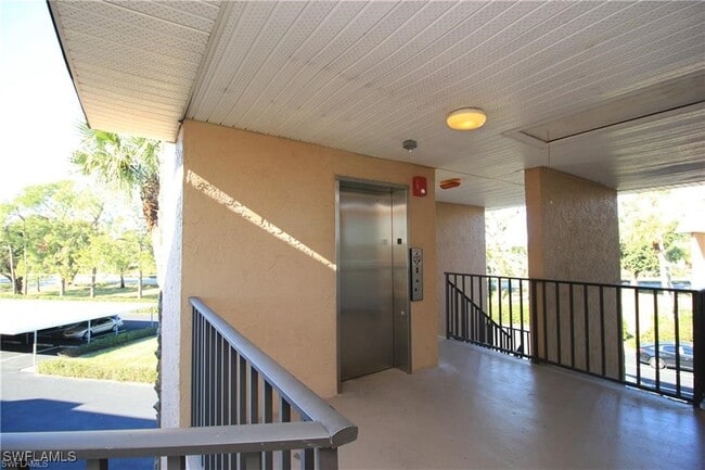 Building Photo - 5667 Rattlesnake Hammock Rd Unit 302B Rental