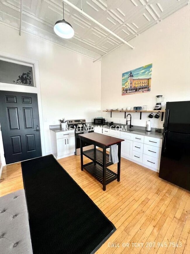 Photo - 113 N Lancey St Unidad 202