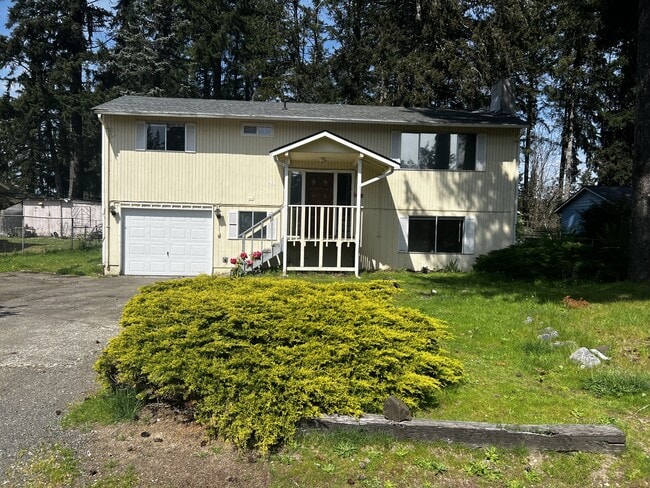 Building Photo - 41 E Alder Place East