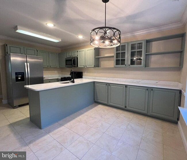 Building Photo - 243 Copper Beech Dr Rental