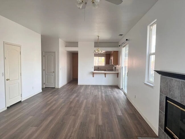 Photo - 3 Bedroom, 2 Bath Home with attached 2 car garage