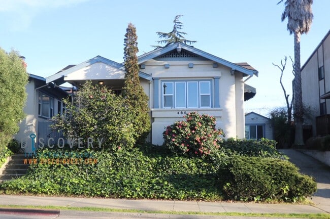 Building Photo - 4640 Park Blvd Unit 4640