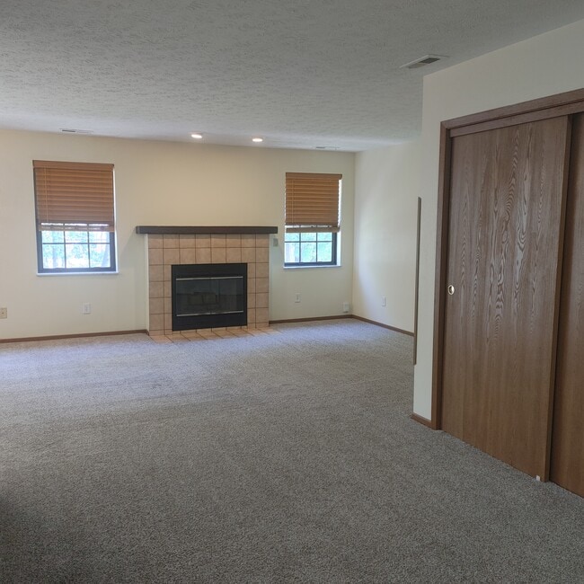 Photo - 1276 Robbins Run Ct Unit 1276