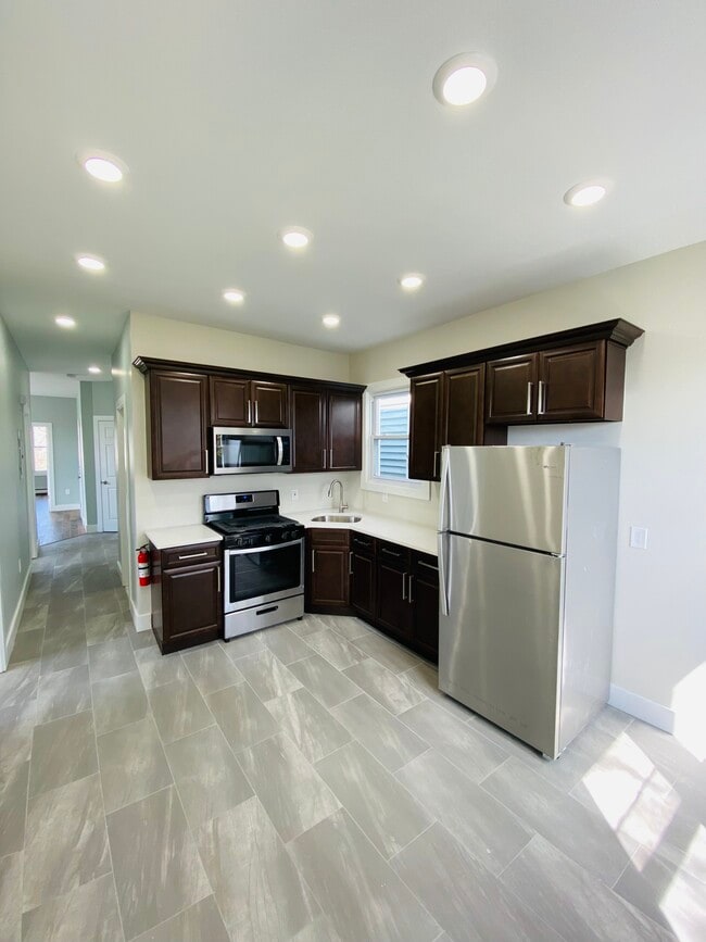 Photo - 534 S 20th St Unit 3