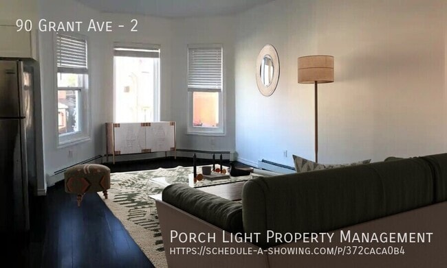 Building Photo - 2 Bedroom with Private Laundry in Stintson Unit 2