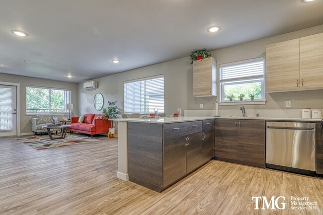 Photo - Waterford Terrace Apartments