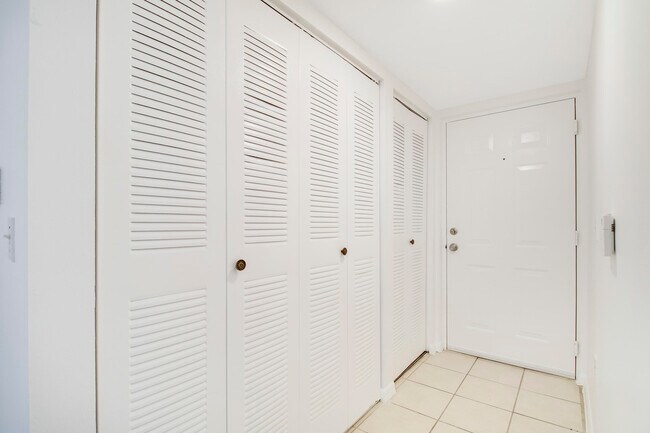 Photo - 4151 San Marino Blvd Unit 304