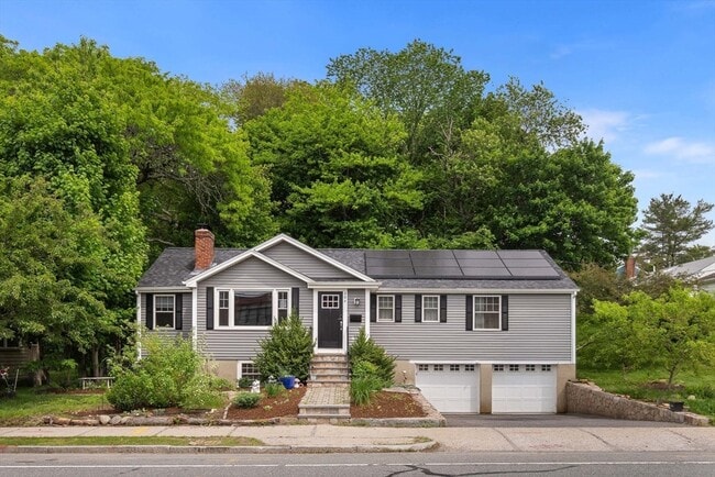 Photo - 204 Dedham St