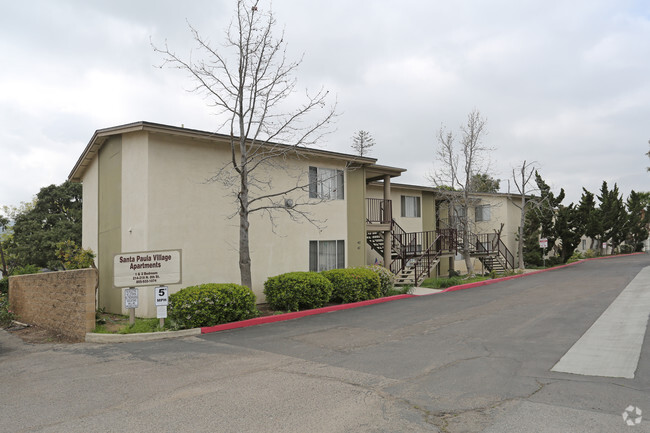 Santa Paula Village Apartments - Santa Paula Village Apartments