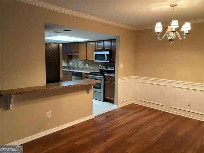 Photo - 2207 Surrey Ct