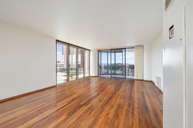 Photo - 425 South St Unit Apt 701, One Waterfront Towers