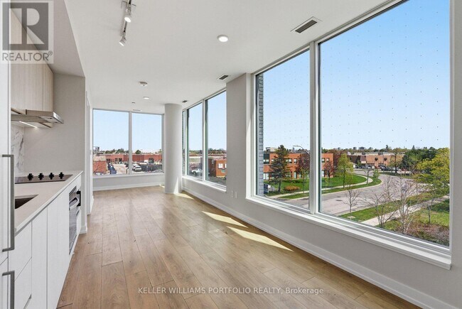 Photo - 1100 Sheppard Ave W Unit 332