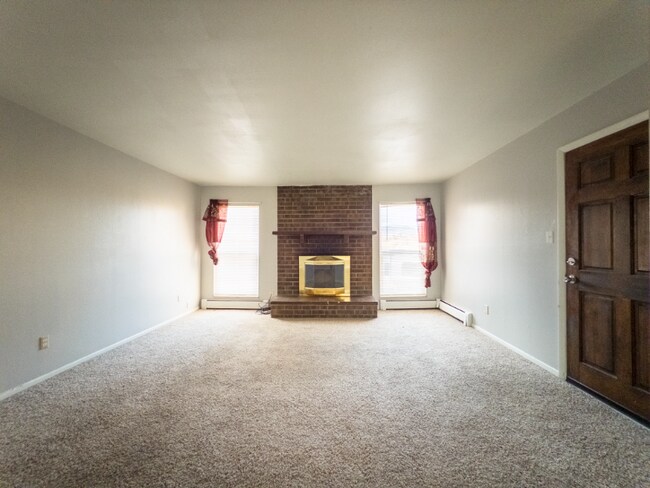 Photo - 2136 Friendship Pl Unidad 4