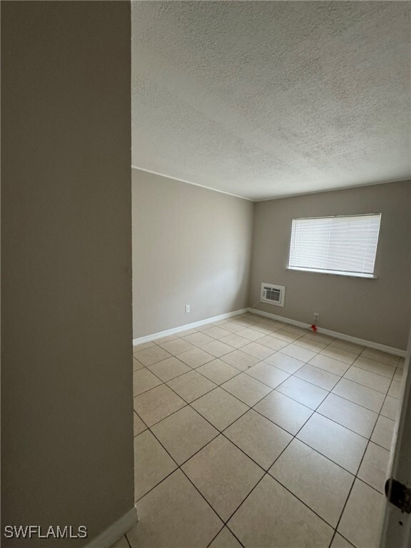 Building Photo - 2452 Stella St Unit 203 Rental