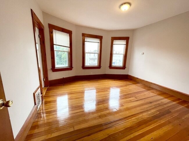 Photo - 3 Sudan St Unit 1