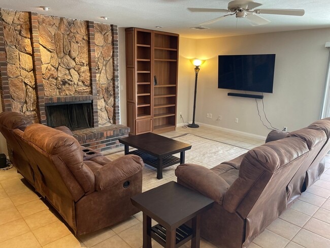 Photo - 1254 Los Meadows Dr