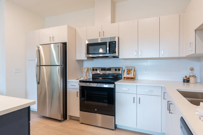 Cypress Square II Apartments