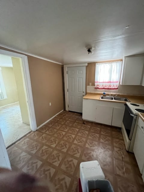 Photo - 1031 N Florence Ave