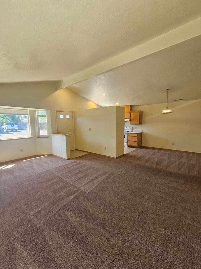 Photo - 3 Bedroom Home Near Schools!